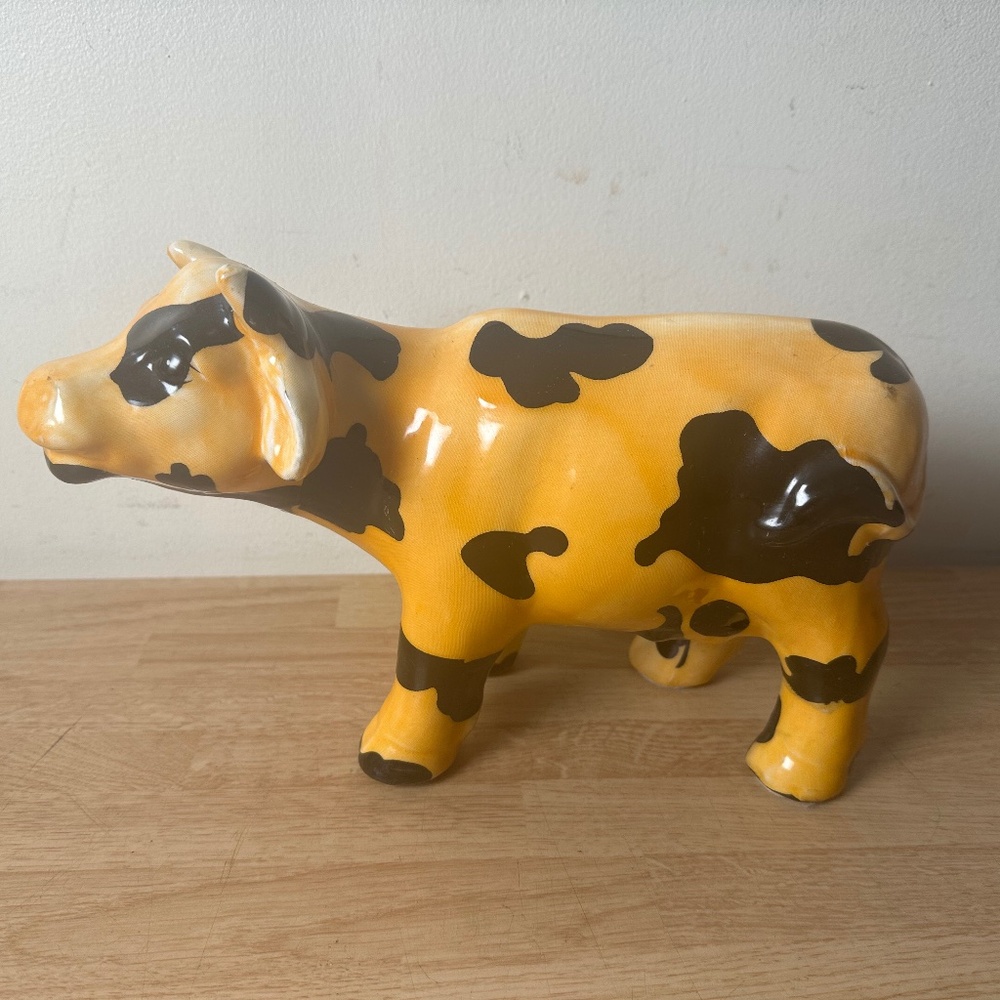 VINTAGE CERAMIC FARMHOUSE DECOR MILK COW FIGURINE PORCELAIN COLLECTIBLE 12" X 9"